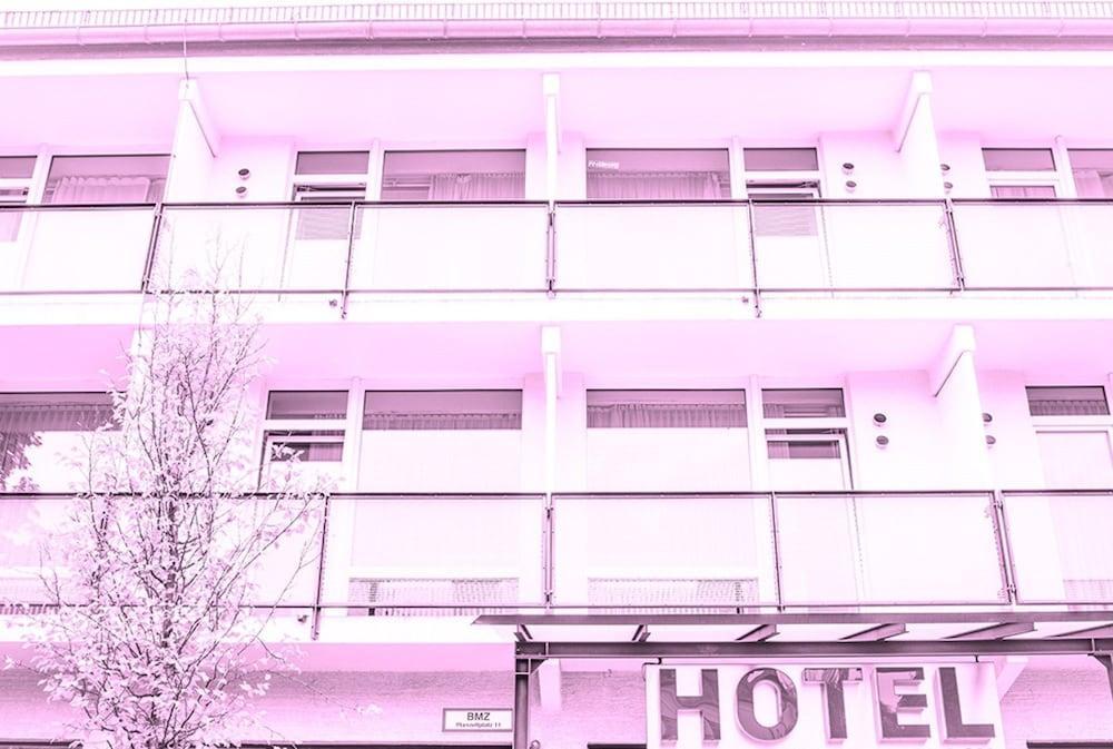 Fab Hotel Мюнхен Екстериор снимка